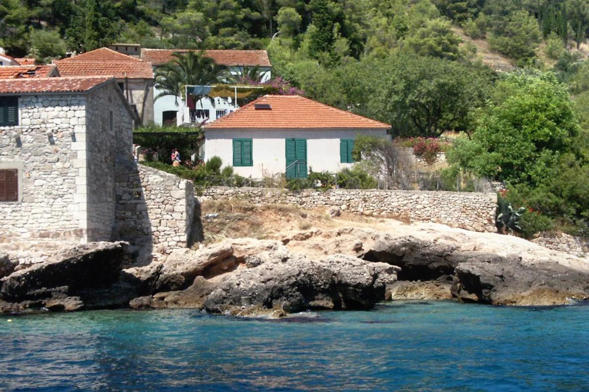 Gdinj Seaside House For Families With Children Cove Tvrdni Dolac, Hvar - 2057 מראה חיצוני תמונה