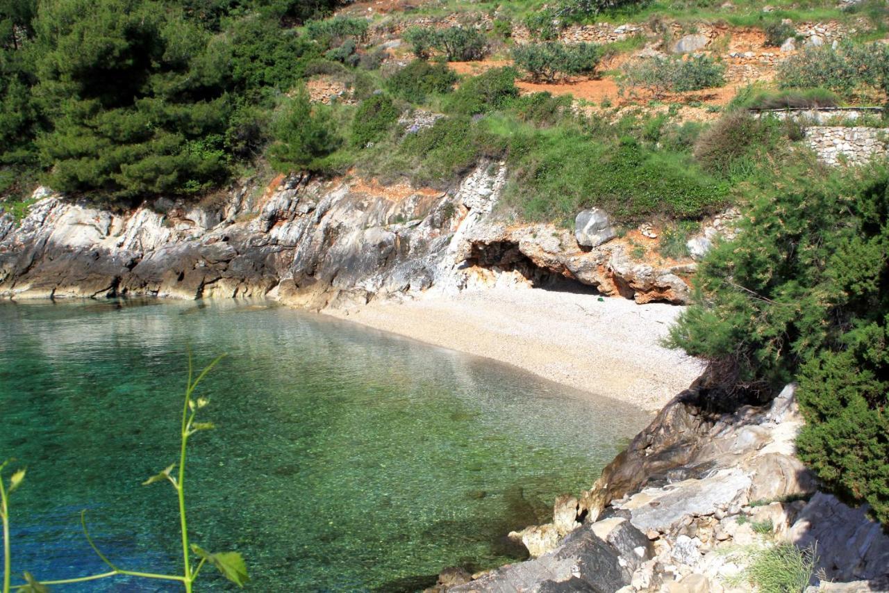 Gdinj Seaside House For Families With Children Cove Tvrdni Dolac, Hvar - 2057 מראה חיצוני תמונה