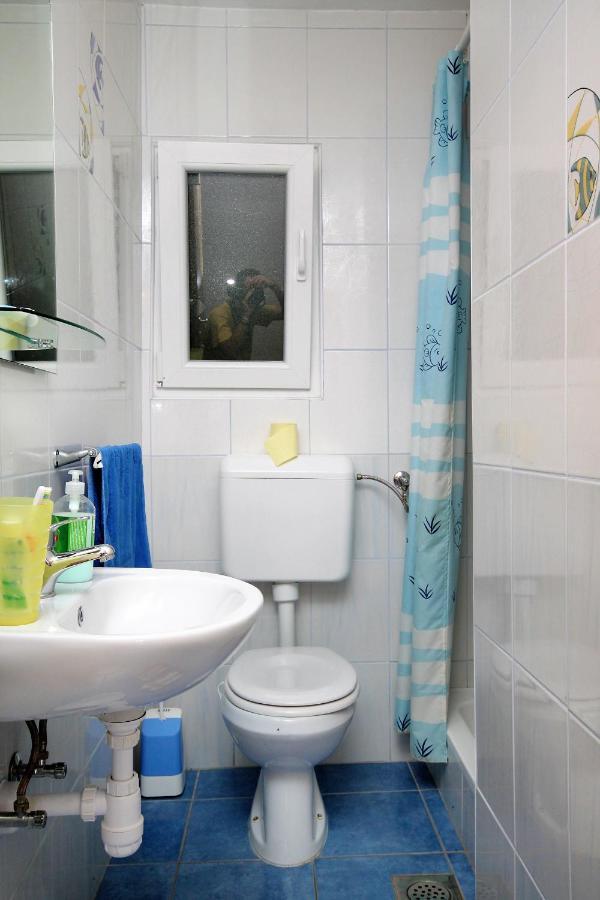 Gdinj Seaside House For Families With Children Cove Tvrdni Dolac, Hvar - 2057 מראה חיצוני תמונה